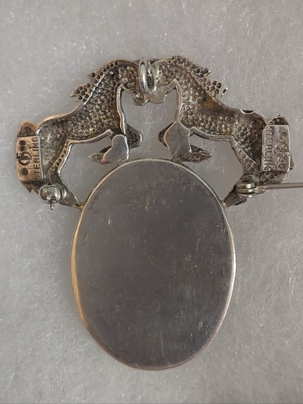 Vintage .925 Sterling Silver Horses Pendant/Brooch with Large Turquoise Stone - Picture 4 of 7